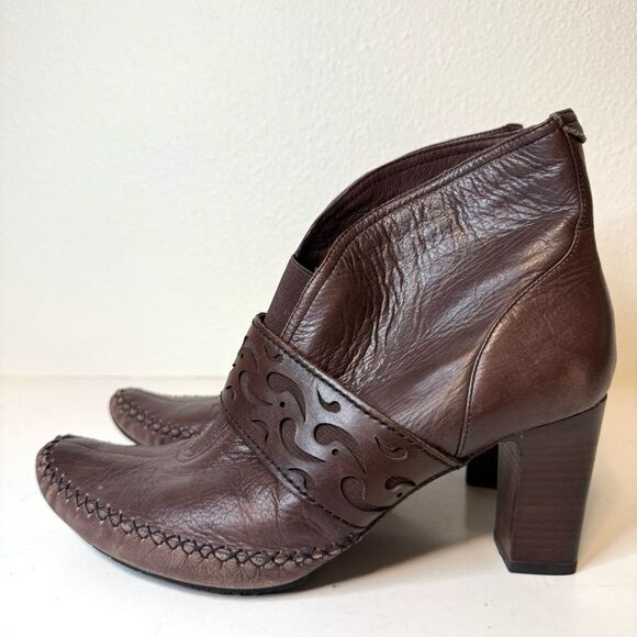 Clarks Indigo Brown Witchy Stitched Ankle Booties Size 9 - Picture 3 of 9